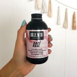 BLEACH LONDON ROSÉ semipermanent hair color